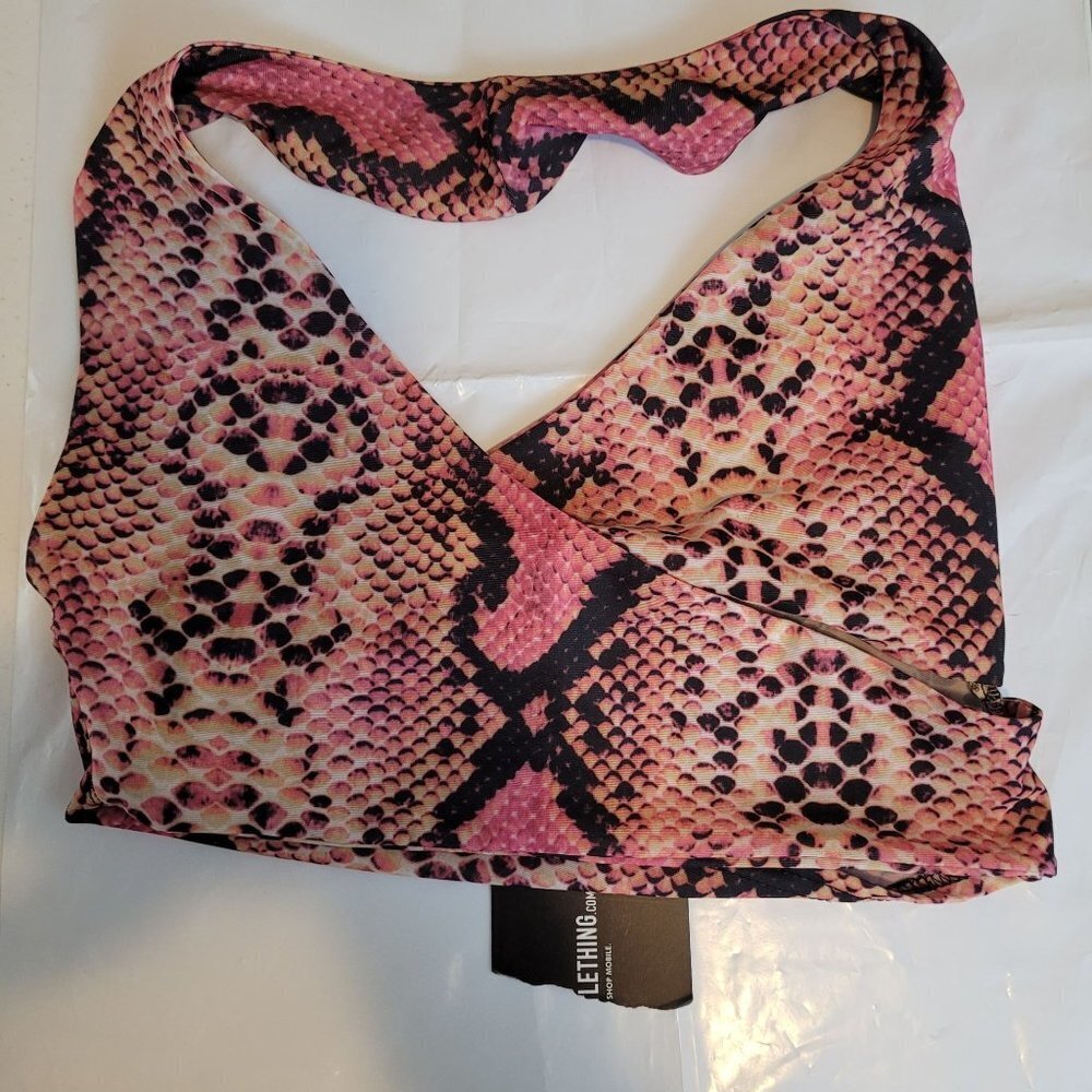 Pretty Little Thing Halterneck Bralet Size 0